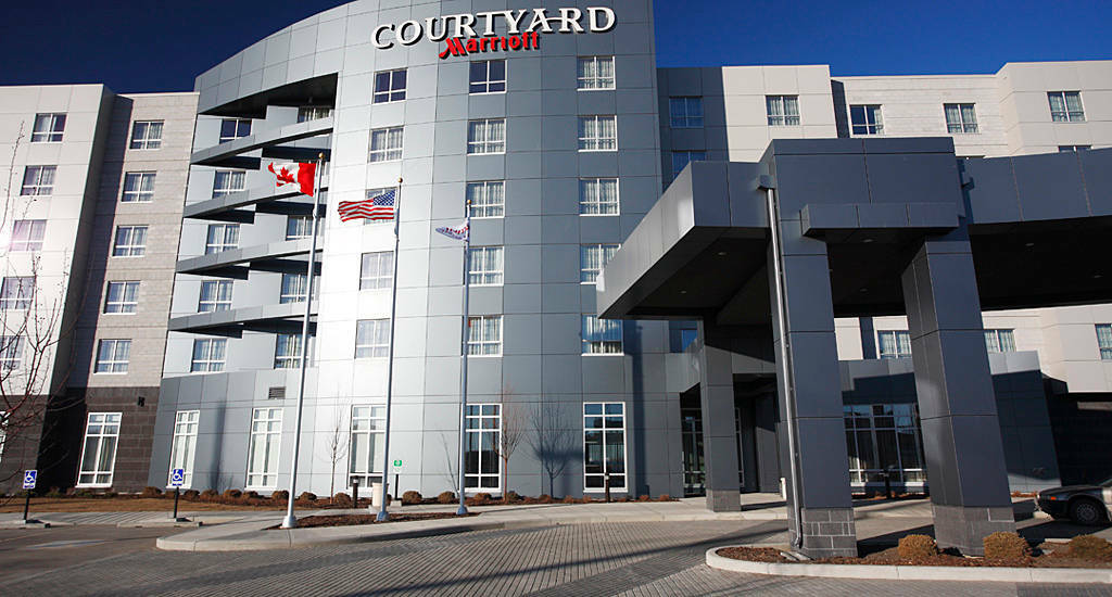 Calgary Airport Marriott In-Terminal Hotel Exterior foto